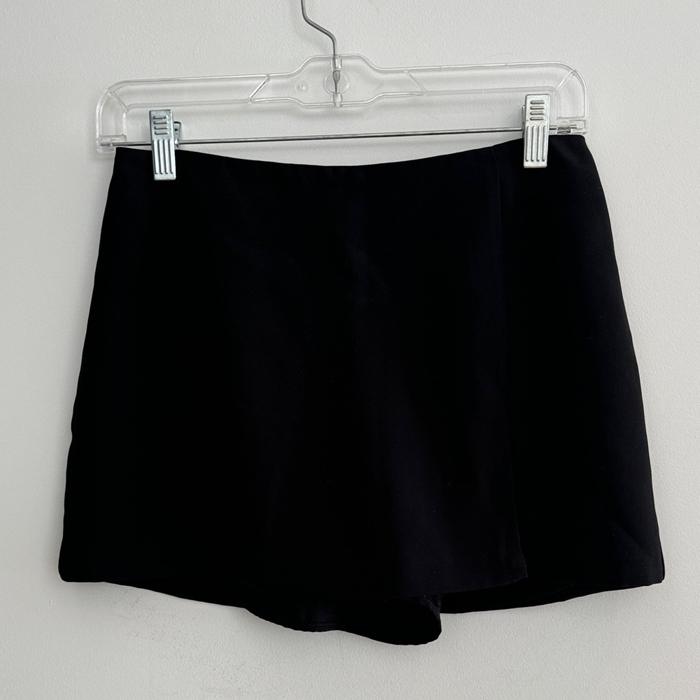 Amanda Uprichard Black Skort